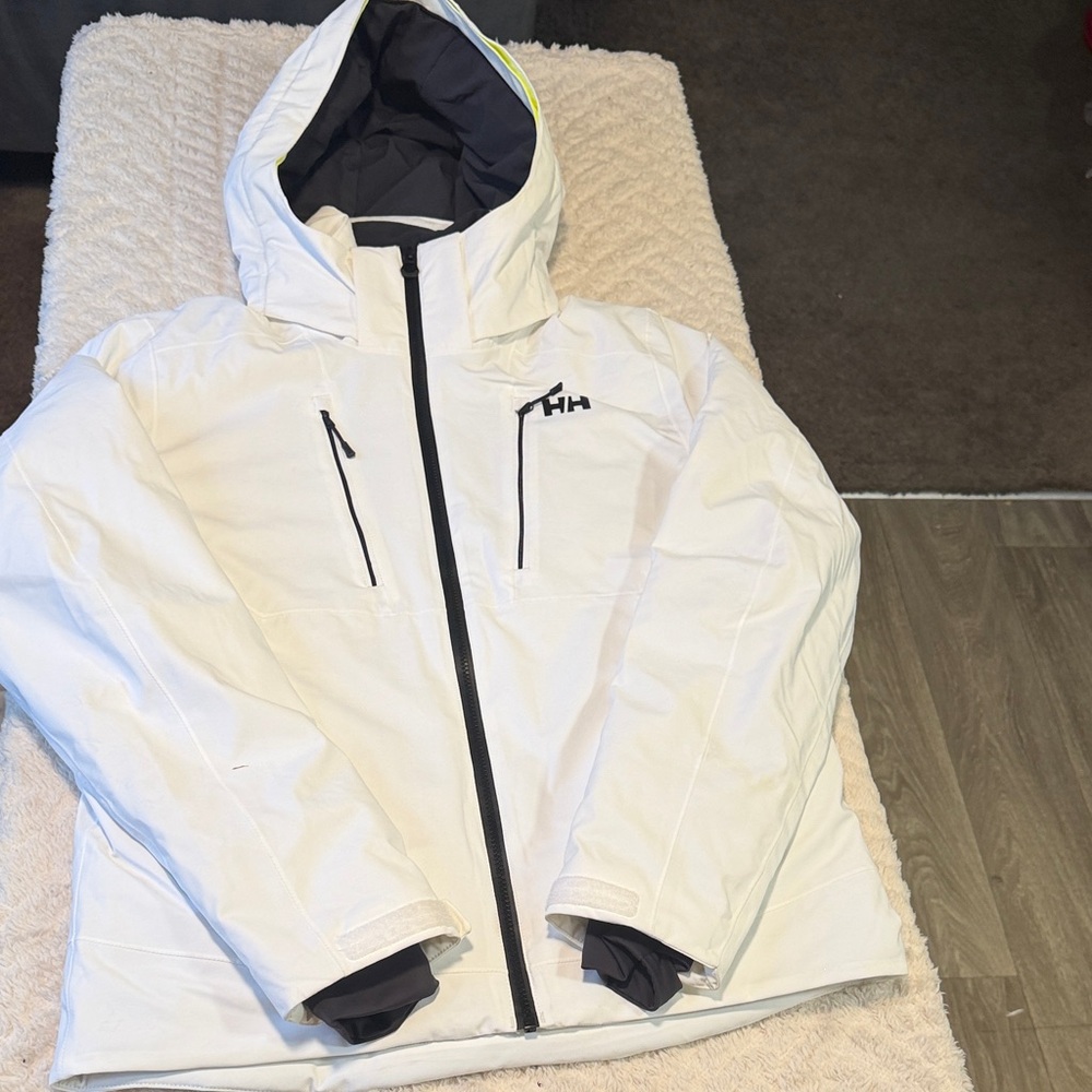 Helly Hansen Men’s Alpha 4.0 Ski Jacket